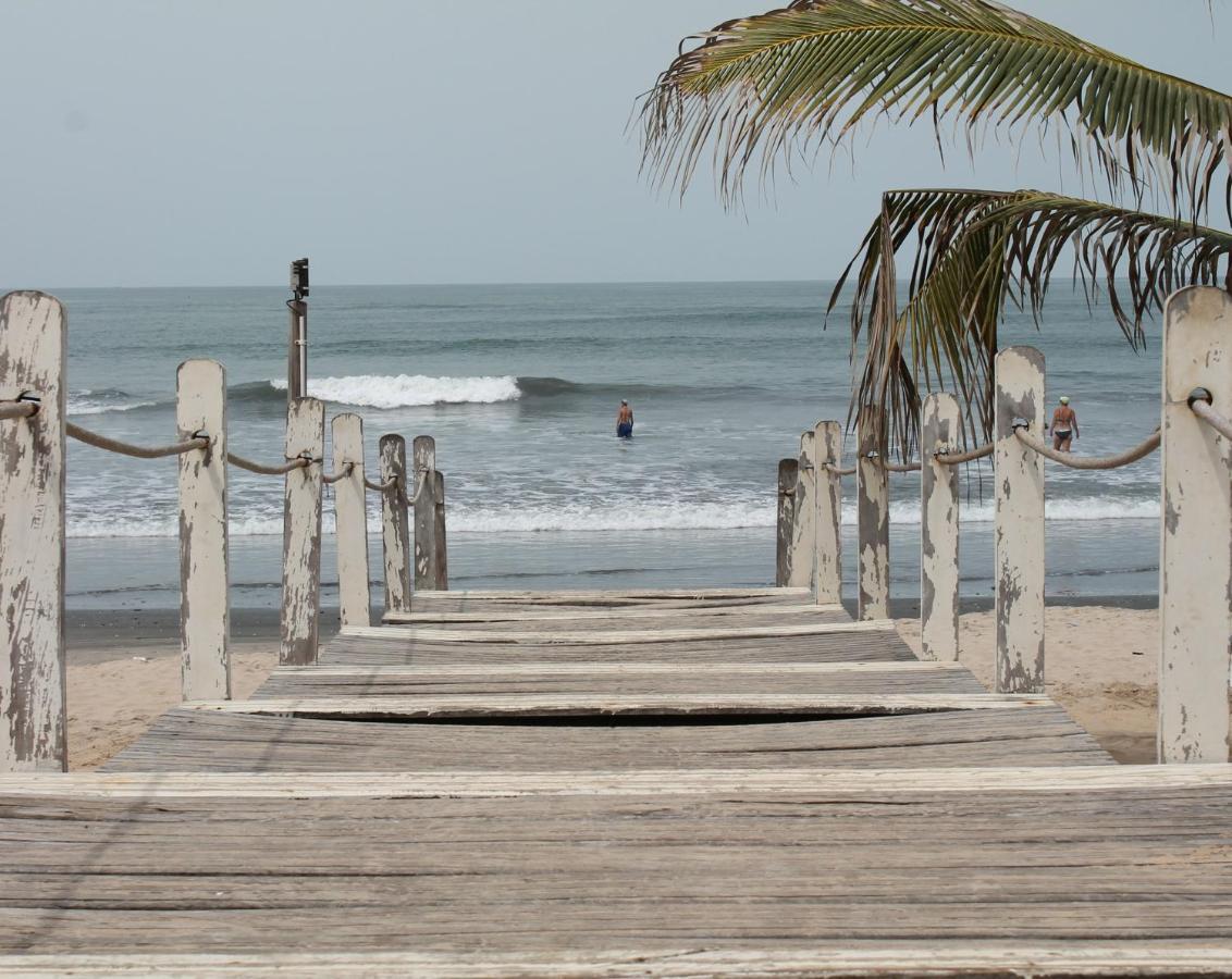 Djembe Beach Resort Kololi Extérieur photo