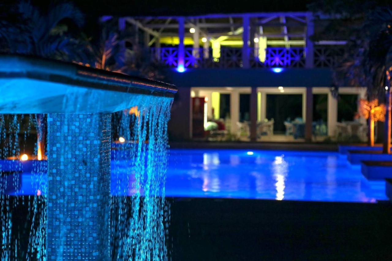 Djembe Beach Resort Kololi Extérieur photo