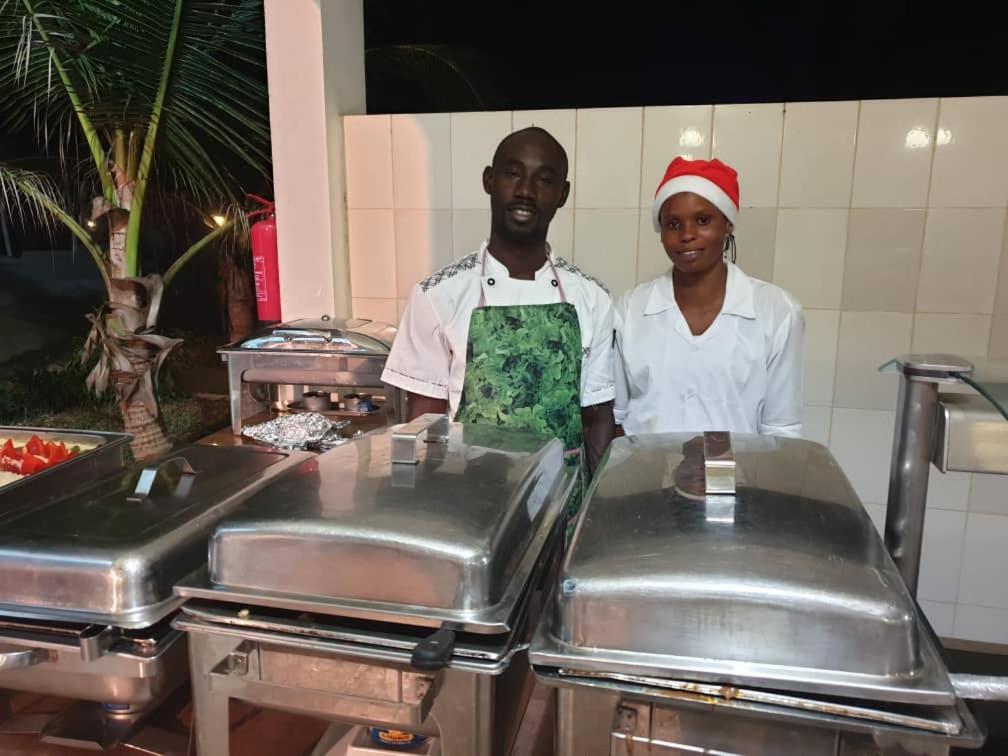 Djembe Beach Resort Kololi Extérieur photo
