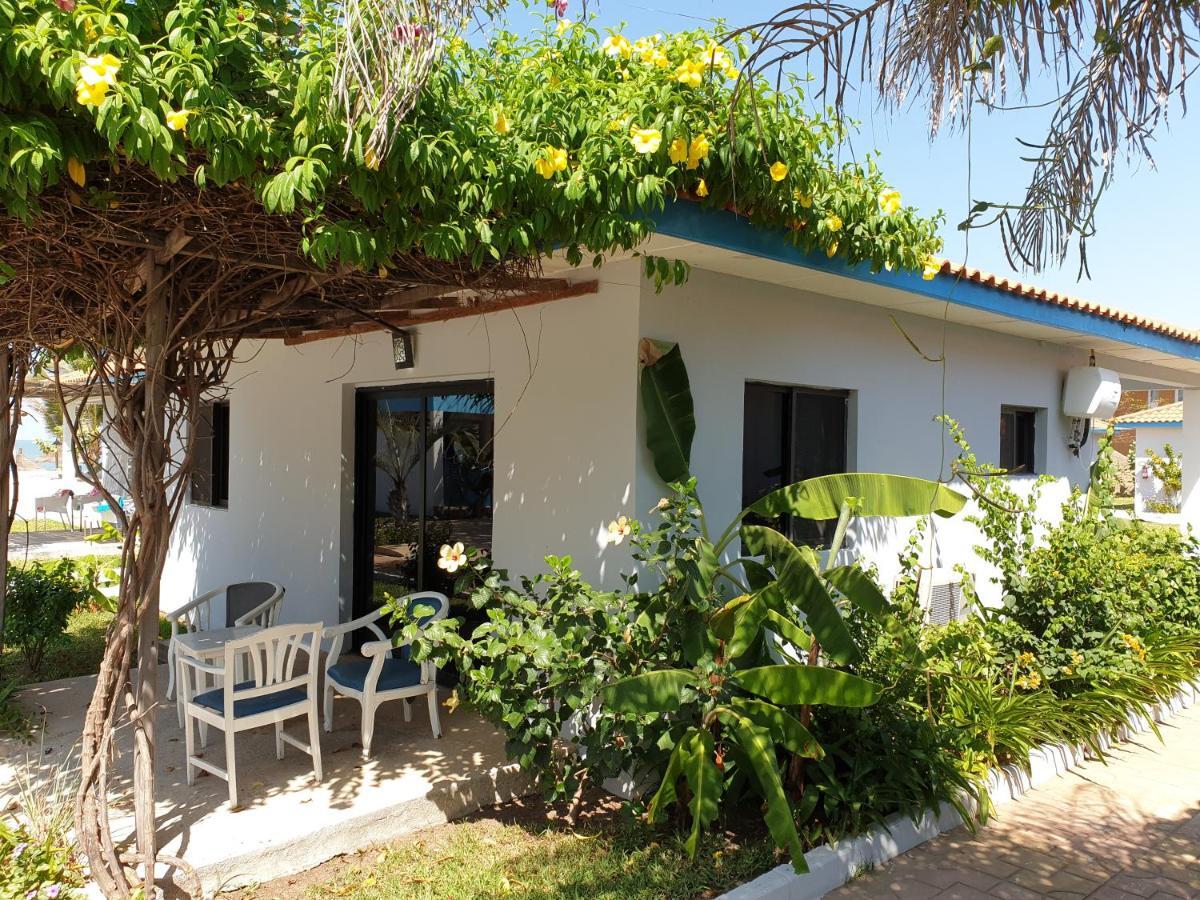 Djembe Beach Resort Kololi Extérieur photo