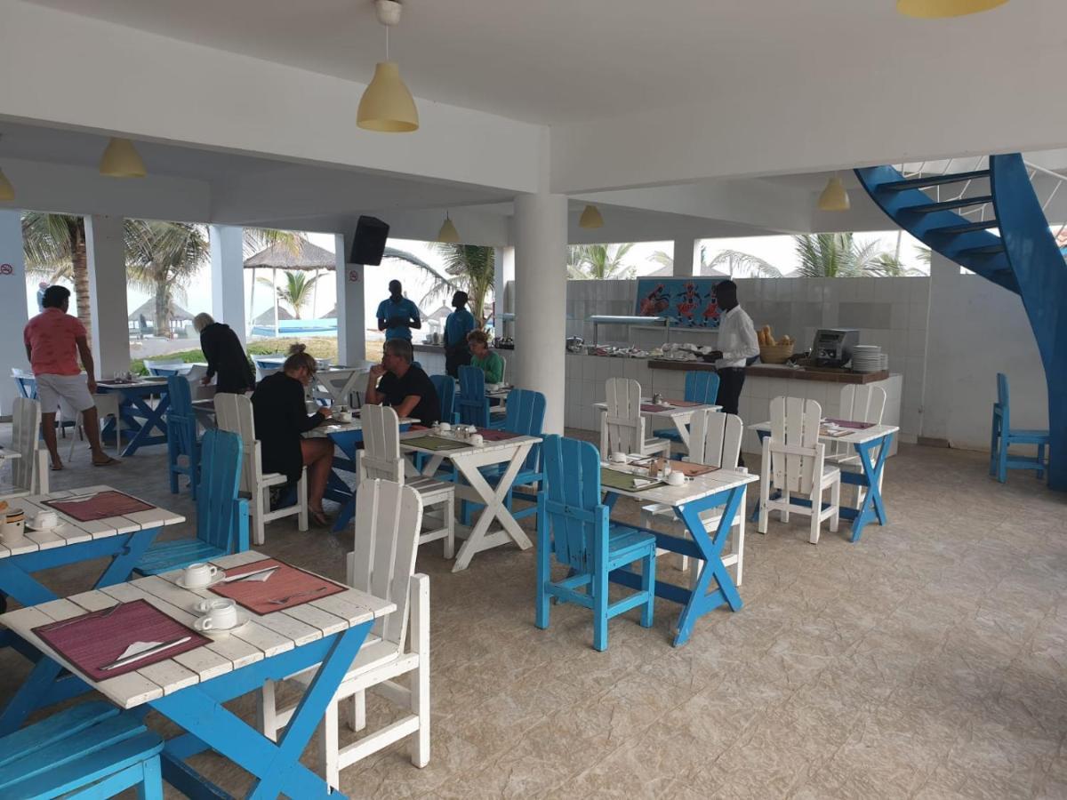 Djembe Beach Resort Kololi Extérieur photo